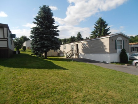 45 Derose St, Walnutport, PA 18088 