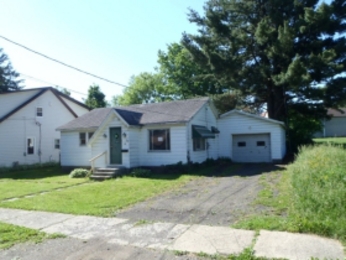 202 Franklin St, Corry, PA 16407 