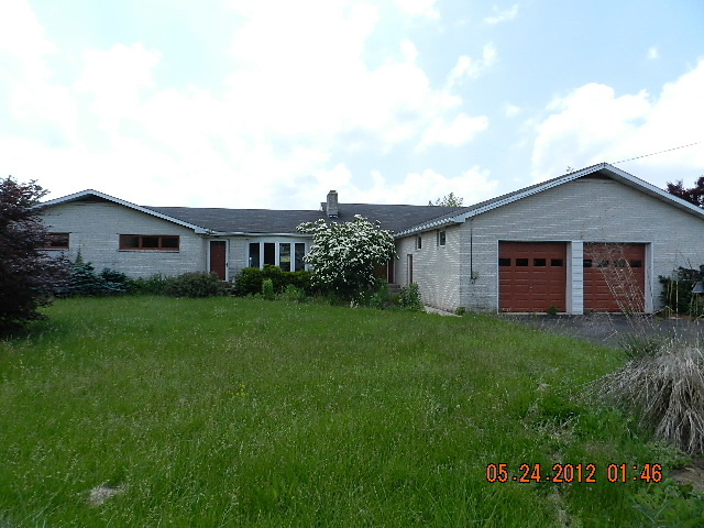 785 Hanover Street, New Oxford, PA 17350 