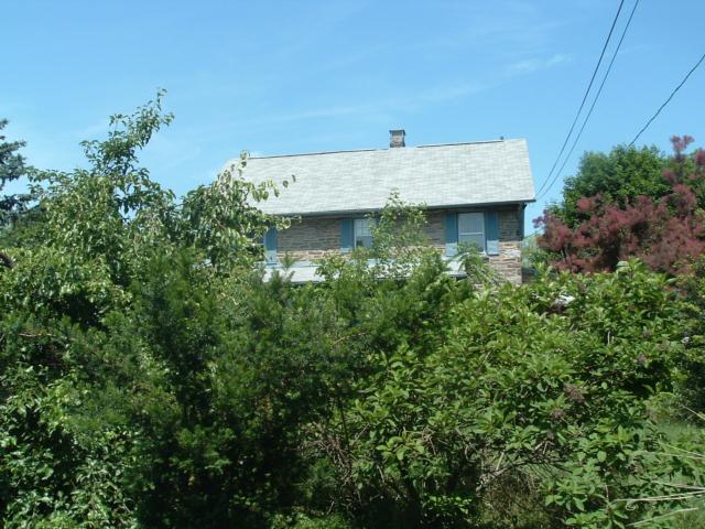 15 N MIDLAND AVE, NORRISTOWN, PA 19403 