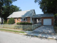 403 4th Ave., Folsom, PA 19033 