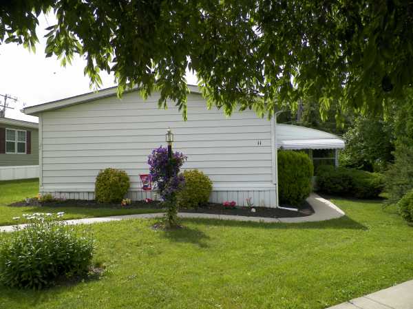 11 Woodsbluff Run, North Wales, PA 19454 