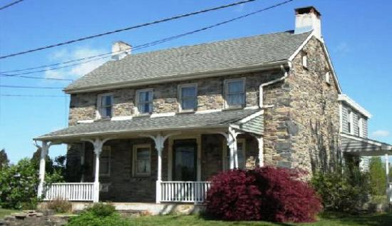 77 East Ridge Road, Telford, PA 18969 