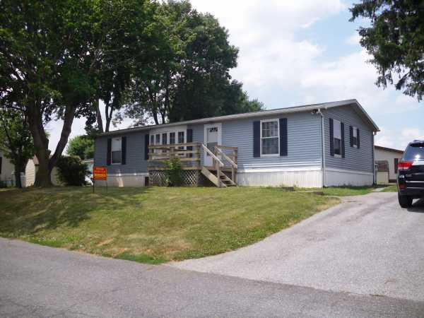 74 Lobin Rd., East Earl, PA 17519 