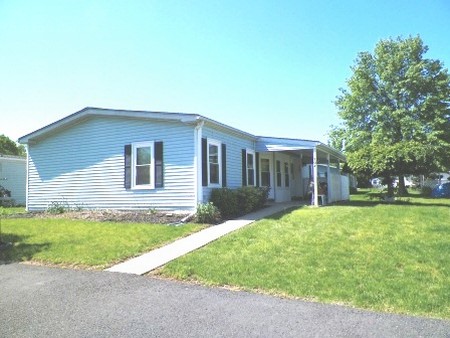 704 Linden Place, North Wales, PA 19454 
