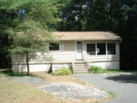 132 Red Pine Rd, Dingmans Ferry, PA 18328 