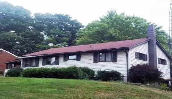 309 8th Ave, Beaver Falls, PA 15010 