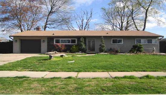 27 Inkberry Road, Levittown, PA 19057 