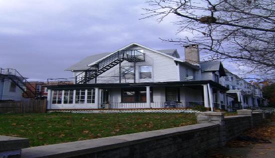 810 North 2nd Street, Reading, PA 19601 