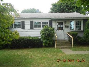 2121 Cypress Rd, Bethlehem, PA 18018 