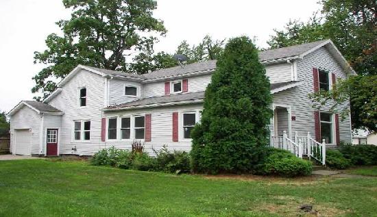 99 East Main Street, North East, PA 16428 