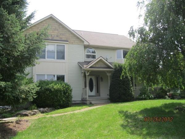 12 Clifftop Rd, Northampton, PA 18067 