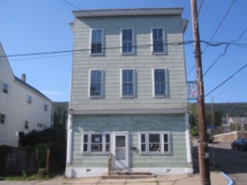 201 W Market St, Williamstown, PA 17098 