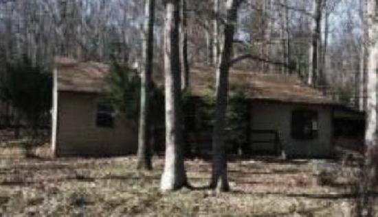 25 Beechwood Lane, East Stroudsburg, PA 18301 