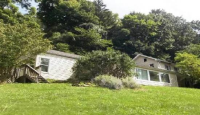 372 Slate Run Road, Greensburg, PA 15601 