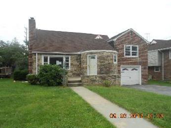 105 Emerald Ave, Reading, PA 19606 