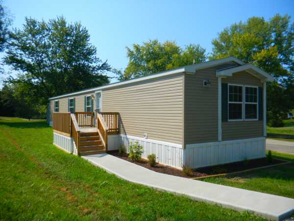 140 Port Royal Drive, Belle Vernon, PA 15012 