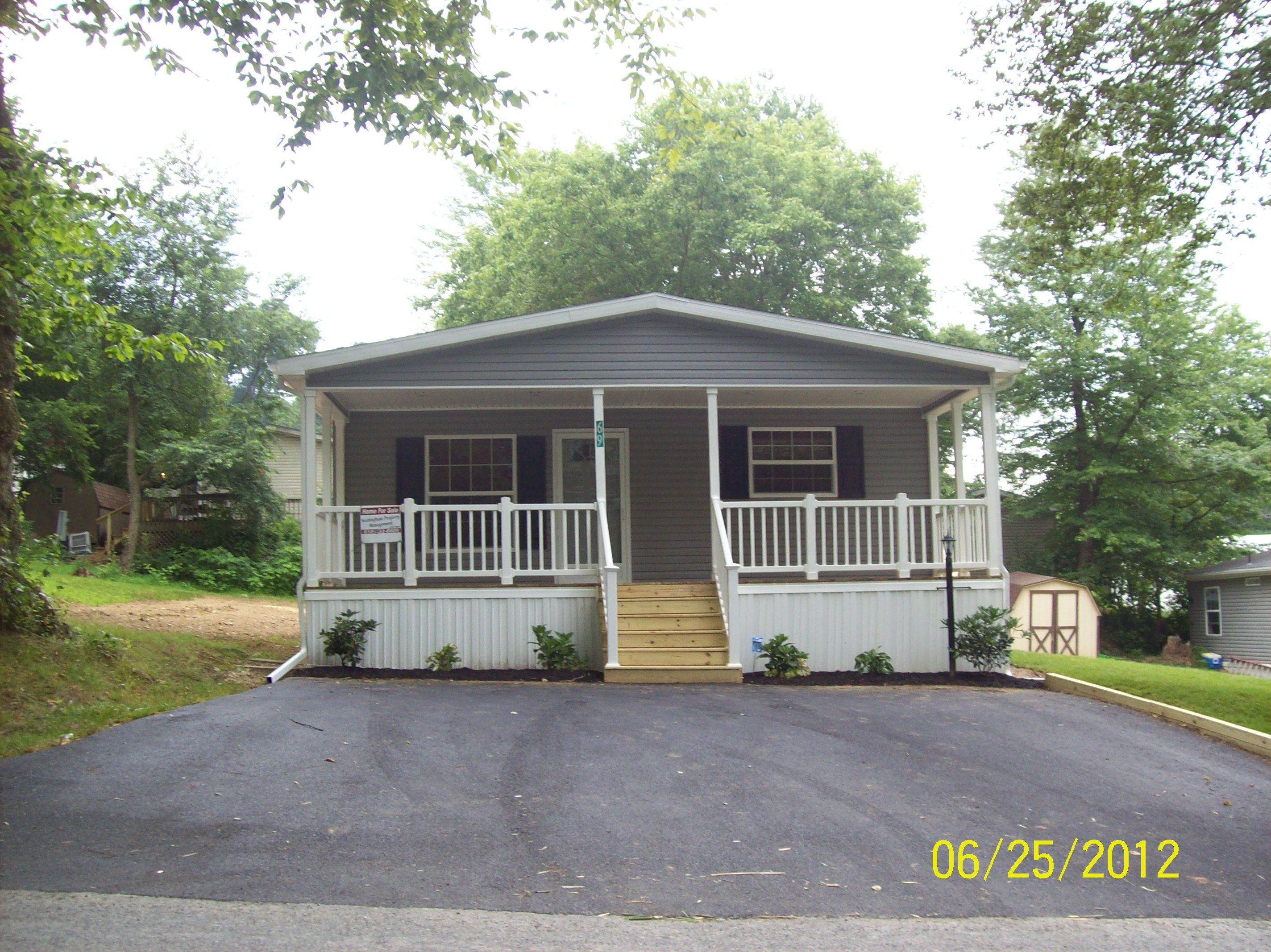 69 Glen Roy Road, Nottingham, PA 19362 