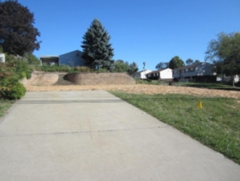 1129 Lebanon School Rd, West Mifflin, PA 15122 