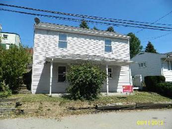 747 Bluff St, Bridgeville, PA 15017 