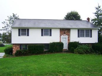2 Royal Circle, Gordonville, PA 17529 