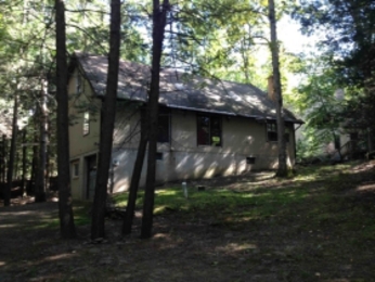 1 Lakeview Drive, Lakeville, PA 18438 