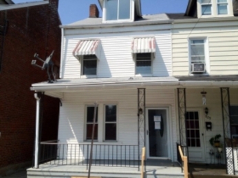 831 Cedar St W, Allentown, PA 18102 