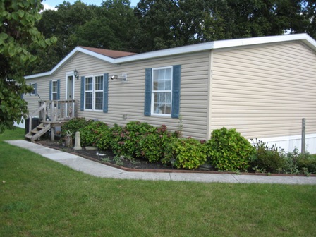 76 Hampshire Dr., New Oxford, PA 17350 