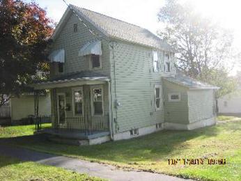618 Lincoln St, Dickson City, PA 18519 
