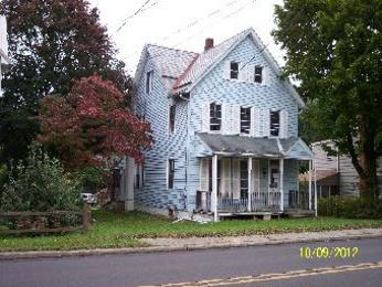 1121 Easton Rd, Riegelsville, PA 18077 