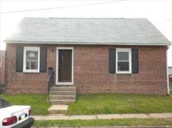 231 White Ave, Marcus Hook, PA 19061 