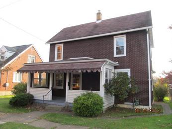 236 Lincoln Ave, Leechburg, PA 15656 
