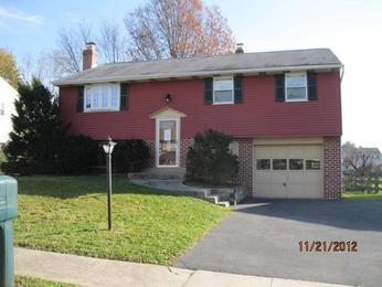 785 Lilac Ln, Reading, PA 19606 