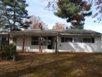 47 Thimbleberry Ln, Levittown, PA 19054 