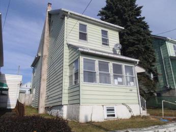 309 Ridge Ave, West Hazelton, PA 18202 