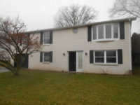 110 Maplewood Dr, Dover, PA 17315 