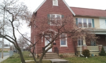 649 4th St S, Chambersburg, PA 17201 