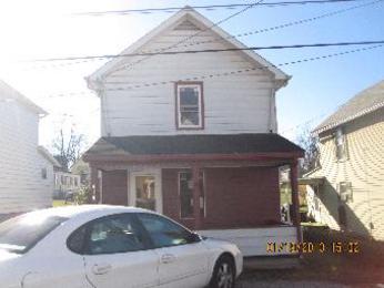 28 Somers St, Pricedale, PA 15072 
