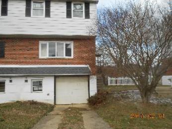 11942 Dumont Rd, Philadelphia, PA 19116 