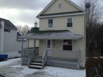 919 Price St, Dickson City, PA 18519 