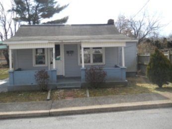 303 Wall St, Hummelstown, PA 17036 