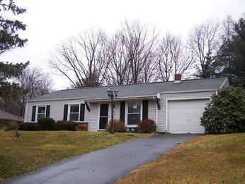 239 New Haven Dr, Lititz, PA 17543 
