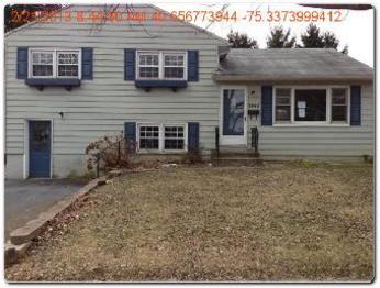 1980 Woodbury Rd, Bethlehem, PA 18017 