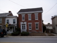 327 W Lincoln Way, New Oxford, PA 17350 