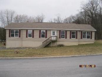 1666 Glenwood Ave, Lewistown, PA 17044 