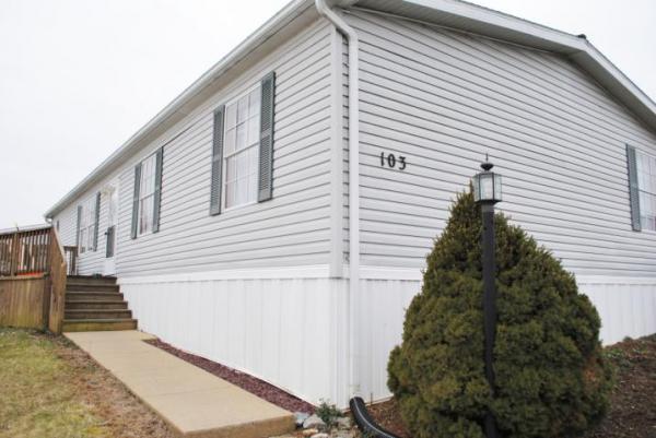 103 E Clearfield Court, Lancaster, PA 17603 