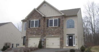 209 Twins Ln, Mountain Top, PA 18707 