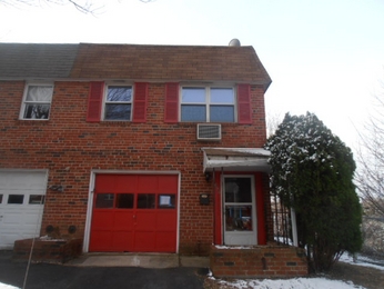 698 W Brookdale St, Allentown, PA 18103 