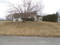 15 Hill St, Manchester, PA 17345 