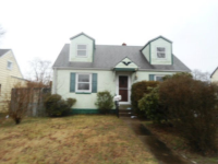 18 Neeld Ln, Aston, PA 19014 